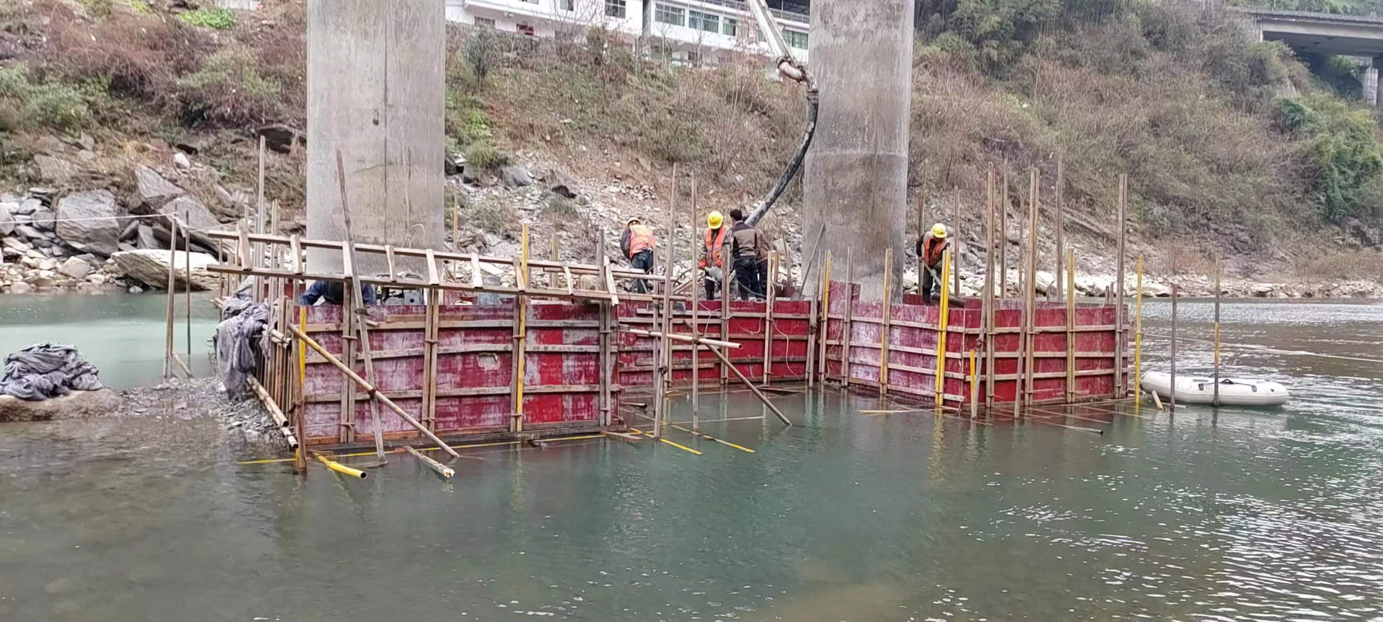 东宝水利工程施工中堤坝渗漏原因以及防渗加固技术